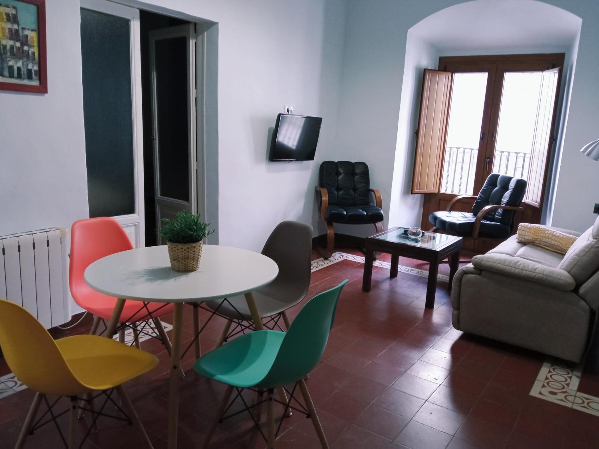 Apto La Almena 2 Junto A Plaza Mayor,2 Habitaciones,Parking Gratuito Касерес Экстерьер фото